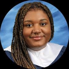 Veronica Ray's Instagram, Twitter & Facebook