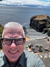 Brian Thome's Instagram, Twitter & Facebook