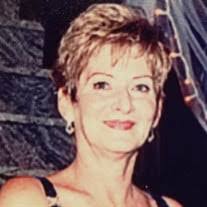 Minerva Figueroa's Instagram, Twitter & Facebook