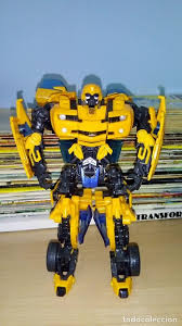 Дилан о'брайен, хейли стайнфелд, хорхе лендеборг мл. Transformers Bumblebee Takara Hasbro Ofic Sold Through Direct Sale 87681472