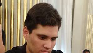 Franco Villegas: "Jugar al ajedrez es como manejar tu propio ejército" •  Diario Democracia