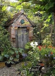 40 Inspirationen Fur Einen Englischen Garten Einen Englischen Garten Inspirationen If You Are In 2020 Cottage Garden Sheds English Cottage Garden Garden Spaces