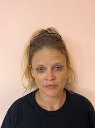 Cassandra Burden's Instagram, Twitter & Facebook