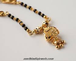 Check out our exclusive collection of gold mangalsutras. 22k Gold Mangalsutra Pendant South India Jewels