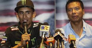 Jadi jika anda menyuruh orang lain pindah, tapi menolak lalu dia bilang bahwa dia sudah pewe, itu berarti karena mereka sudah nyaman dengan posisi itu. Razlan Razali Razlan Resigns As Motorsports Association Of Malaysia Ceo Malay Mail