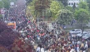 About press copyright contact us creators advertise developers terms privacy policy & safety how youtube works test new features press copyright contact us creators. Video Dize Se Verni Narod U Crnoj Gori U Podgorici U Subotu Veliki Sabor Za Odbranu Vere I Srpskih Svetinja Informer