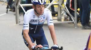 In the first crash, german tony martin was sent tumbling when he rode straight into the sign amid scenes of chaos with 47km left. G7hukvf8neg6dm