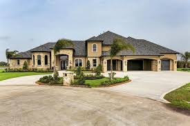 6702 N Oak Drive Dickinson Tx 77539 Village House Design Dream House Plans Craftsman House