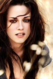 Kristen jaymes stewart is an american actress and filmmaker. Tanto Lily Collins Quanto Kristen Amo Cinema E Musica Twilight Beauty Kristen Stewart Interview Kristen Stewart