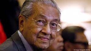 Get more information about mahathir mohamad at straitstimes.com. Malaysian King Appoints New Pm Mahathir Says He Has Been Betrayed News Dw 01 03 2020