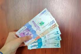 Al realizar las compras, solicita al vendedor el formulario electrónico tax free. Zjnuhntgv7yaqm