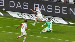 Borussia dortmund is going head to head with bayern münchen starting on 17 aug 2021 at 18:30 utc at signal iduna park stadium, dortmund city, germany. Spflavfhw Qw6m
