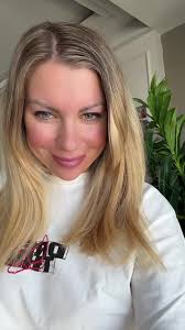 Drop name of the track that you would like to hear 👇🏻 Чекаю ваші  побажання ♥️ 80-90-20 оригінали олд скул 🙌🫶🏻🥰 #sonemusicfamily