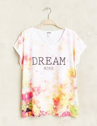 For nature lovers by nature lovers. Tee Shirt Imprime Fleuri Ecru Et Multicolore Chemise T Shirt Multicolore