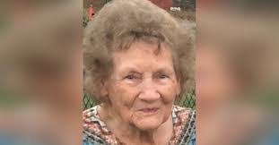 Lenora Mclamb's Instagram, Twitter & Facebook