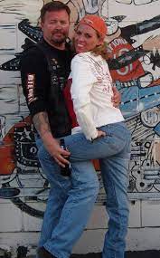 Orange Harley Davidson Hat Backwards And Red And White Hd Jacket Harley Davidson Hats Clothes For Women How To Wear