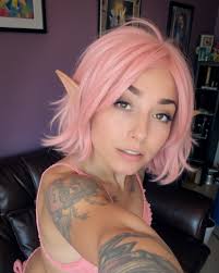 Lexi Van Rose (@vanrosegarden) • Instagram photos and videos