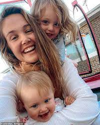 Gary rohan produced a perfect set shot under pressure to win the game for geelong. Freedomroo Gary Rohan S Ex Wife Describes How The Afl Star Was Her Rock When Their Baby Died Australiannewsreview