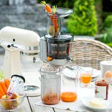 More than just a cake mixer, the artisan also properly mixes and. Kitchenaid Artisan 5ksm185 Creme Mit Entsafter