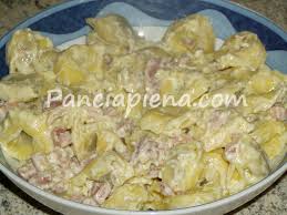 Tortellini panna e prosciutto funghi. Tortellini Panna E Prosciutto Panciapiena