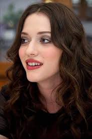 Hello everyone👋 How do you like my Daphne Bridgerton cosplay?💜✨I will be  very grateful if you click