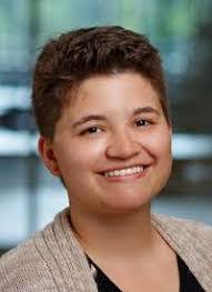 Amy Nader's Instagram, Twitter & Facebook