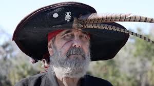 A pirate's life: Levy County man steers toward entertaining as full-time  buccaneer