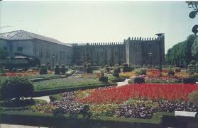 Nao Cansamos De Admirar As Flores Desse Jardim Jardins De Santa Barbara Braga Viagem Viagem Europa Jardim