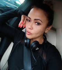 Daisy Escobar (@themissesco) • Instagram photos and videos