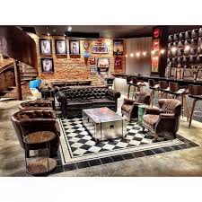 Ver Esta Foto Do Instagram De Barbeariacorleone 2 337 Curtidas Barber Shop Interior Barber Shop Barbershop Design