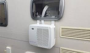 The dometic penguin ii low profile rv ac has all the things you love about dometic rv air conditioners but with a very slim aerodynamic body that will save on gas mileage, especially if you have more than one. The Best Rv Air Conditioners For 2021 Reviews By Smartrving