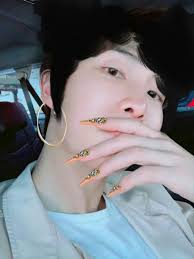 Acrylic nails bts (with images) | bts memes hilarious. Jin S Juicy Thicc Plump Scrumptious Meaty Lips On Twitter Bts With Acrylic Nails A Superior Thread Yall Better Have Licenses Or Ill Rip Your Scalp Off These Four I Made But The Following Are Not