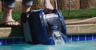 Adding the caddy, which holds the power supply and provides a place to coil the cable and cleaner while not in use, is a convenient necessity. Polaris 7240 Sport Robotic Pool Cleaner Review Pcmag