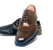 Leather Shoes vs Man-made Leather Shoes | ShoeTree Project
