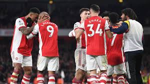 A building where weapons and military equipment are stored: Leeds V Arsenal Preview Stats Video Match Preview News Arsenal Com