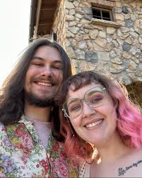 Short girls dating tall guys