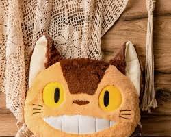 Totoro Catbus cushionの画像