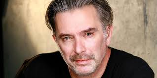 A Headshot Photographer for Celebrities Shares What the Job Is Like