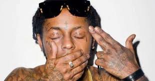 Lil Wayne ends his tour in Lincoln with wild, shaking show