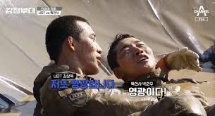 그래서인지 1화에서부터 많은분들이 김상욱님을 알아보고 저분은 피해야한다. ê°•ì² ë¶€ëŒ€ Udt ê¹€ìƒìš± ìœ¡íƒ„ì „ ì˜¬í‚¬ ë°•ì¤€ìš°ì™€ ë¸Œë¡œë§¨ìŠ¤ ì—°í•©ë¯¸ì…˜ ì§€ë©´ ë™ë°˜íƒˆë½ ì¢…í•© ë‹¤ìŒì—°ì˜ˆ