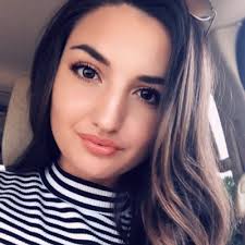 Suzy Berry (@suzyvberry)