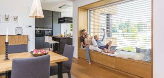 Die Sitzbank Am Panoramafenster Als Ort Zum Traumen Haus Innenarchitektur Weber Haus Fertighauser