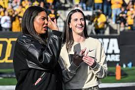 Caitlin Clark pays Jada Gyamfi an 'amazing' compliment after Iowa star's  glowing snaps from weekend getaway