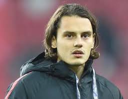 Enes ünal, 26, türkiye edirne belediyesi paş edirnespor, 2020'den beri kaleci piyasa değeri: Enes Unal Latest News Top Stories All News Analysis About Enes Unal