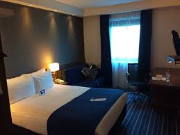 The nec (national exhibition centre) is 25 minutes' drive away. Fruhstuck Bild Von Holiday Inn Express London Stratford Stratford City Tripadvisor