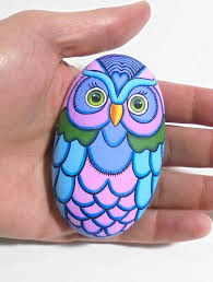 Sea Stone Painted Colorful Owl Is Painted With High Quality Etsy Hand Painted Stones Painted Rock Animals Owl Painting