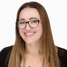 Madeline Abraham's Instagram, Twitter & Facebook