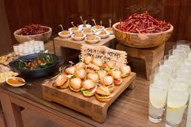 Serving Foods From Local Growers And Producers Will Make The Coffee Break Experience More Interactive And Interestin Buffet Cafe Da Manha Coffee Break Receitas
