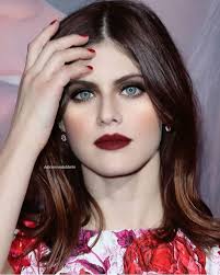 Mina Rizk adlı kullanıcının Actress panosundaki Pin