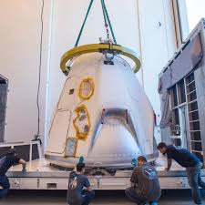 Crew dragon c207 in hawthorne in late july 2020 (credit: Spacex S Crew Dragon Capsule Arrives In Florida For Uncrewed Test Flight Geekwire